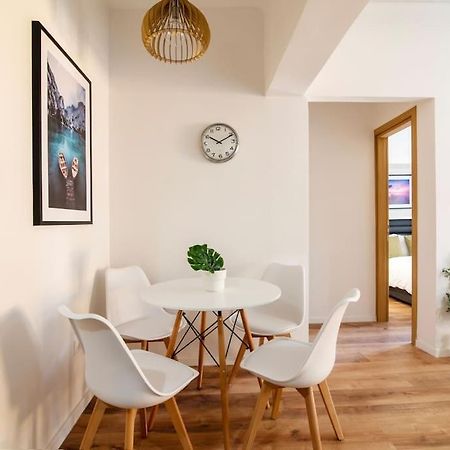 Kelly'S Urban Home - 5 Mins Walk To Acropolis เอเธนส์ ภายนอก รูปภาพ